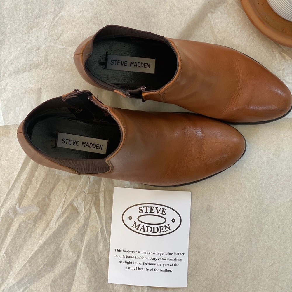 Steve Madden Rozamare Boots - Picture 2 of 7